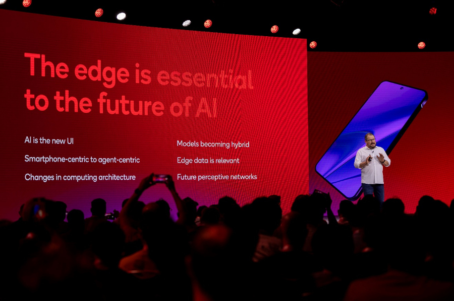 高通公司CEO安蒙展望塑造AI未来的六大核心趋势