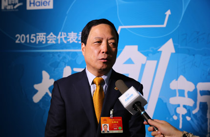 “一个技术点上的创新，形成一个体系的技术创新，再形成一个体系的标准。”