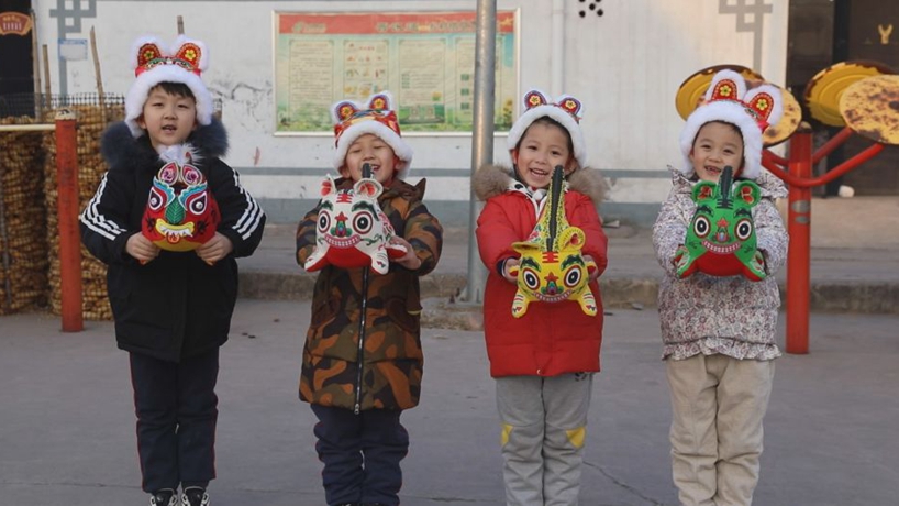 嗷呜!五虎送福 | 龙腾虎跃,有精神