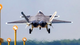 我们这十年丨歼-20飞行员:我要飞得更高