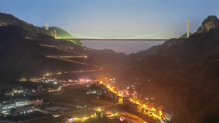 矮寨大桥通车10周年:天堑变通途,“家庭”连上了“幸福”