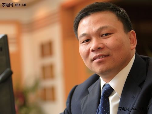 对话郑坚江:拥抱变化,升级转型_2015两会_