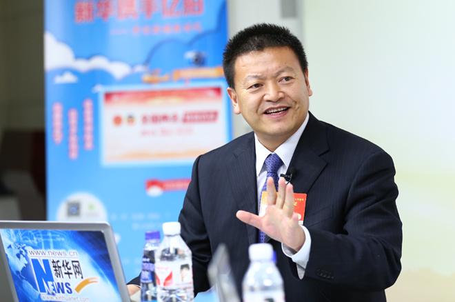 马汉成代表：推进精准扶贫