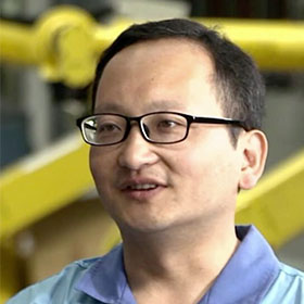 基层代表委员的行李箱