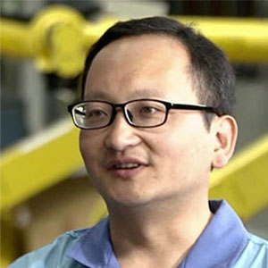 【基层代表委员的行李箱】曹晶，带个齿轮上两会