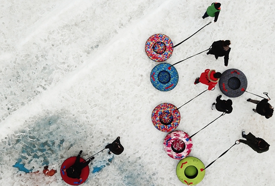 冰雪世界度新春