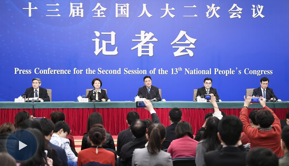 最高法等就&ldquo;攻坚&lsquo;基本解决执行难&rsquo;&rdquo;答记者问