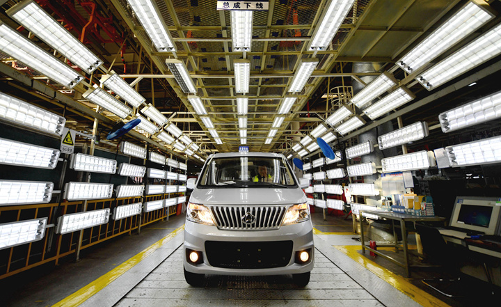 【制造业形势观察】 压力之下，实体经济前景如何？