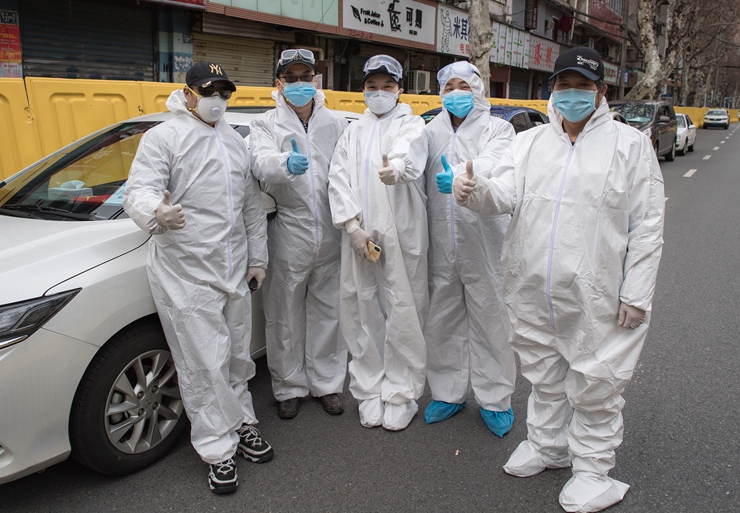 新华社评论员：打赢人民战争必须依靠群众