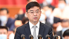 全国政协副秘书长，农工党中央副主席兼秘书长 曲凤宏