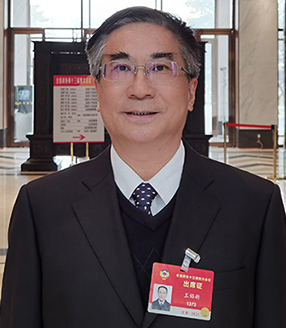 提升国家资源与环境安全治理能力