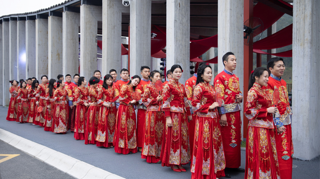 【新春走基層】甜！廣州15對新人舉行集體婚禮