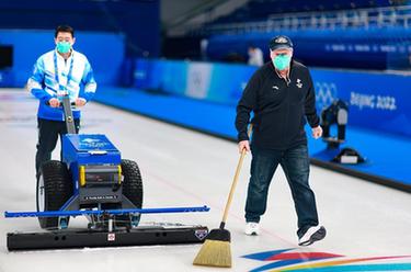 新華全媒+丨制冰師烏斯裏奇的第四屆冬奧會