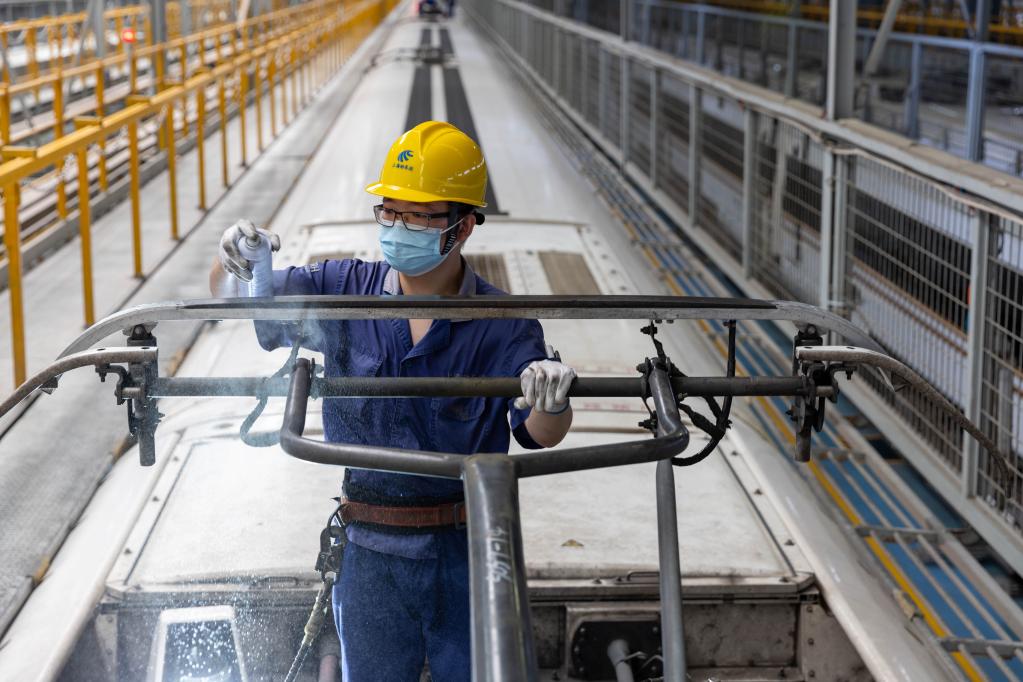 上海:“高铁医生”为暑运保驾护航