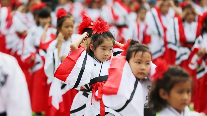 傳統&ldquo;開筆禮&rdquo; 開啟新學期