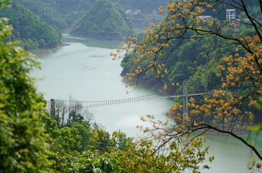 新华全媒+丨保护水源 绿色发展&mdash;&mdash;南水北调汉江水源地掠影