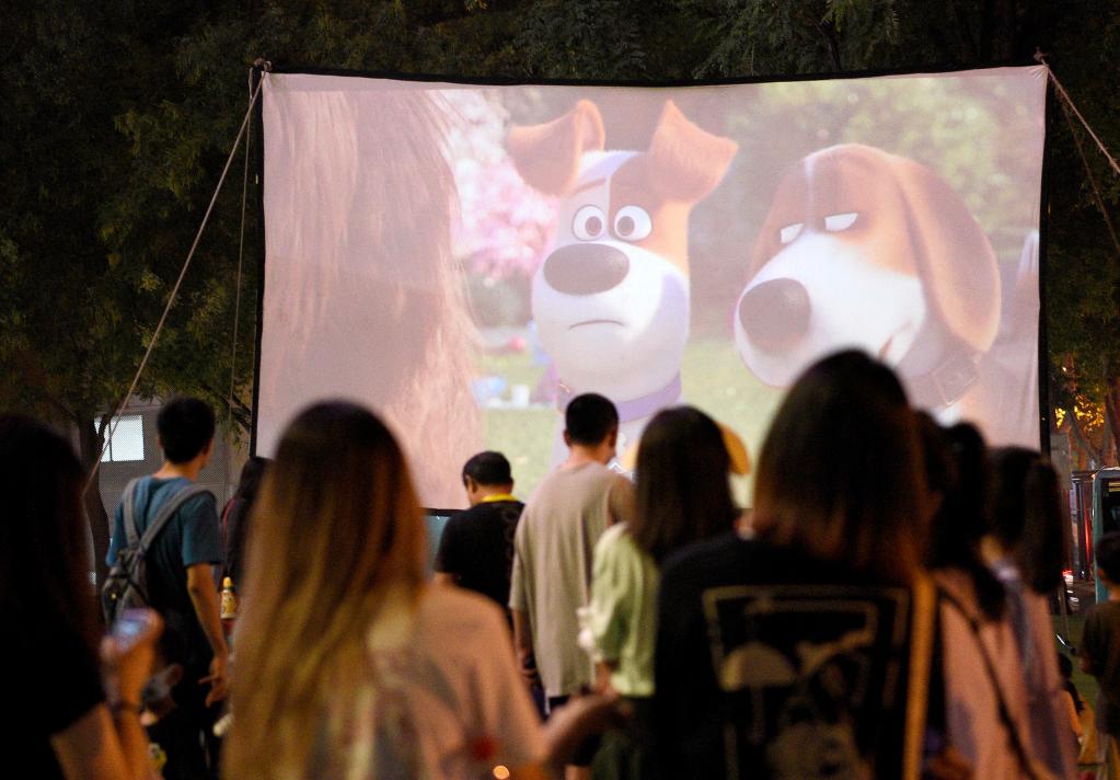 新华全媒+丨西安：电影艺术融入市民生活 老旧厂区焕发经济活力