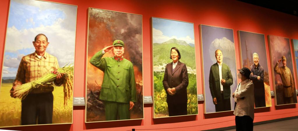 &ldquo;筑梦&mdash;&mdash;我们的新时代美术摄影作品展&rdquo;开幕