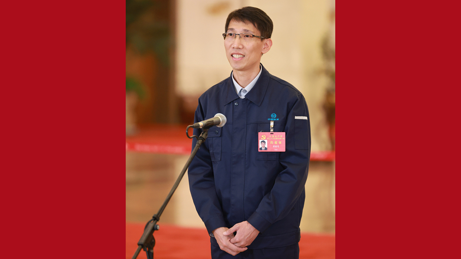 洪家光代表接受采访