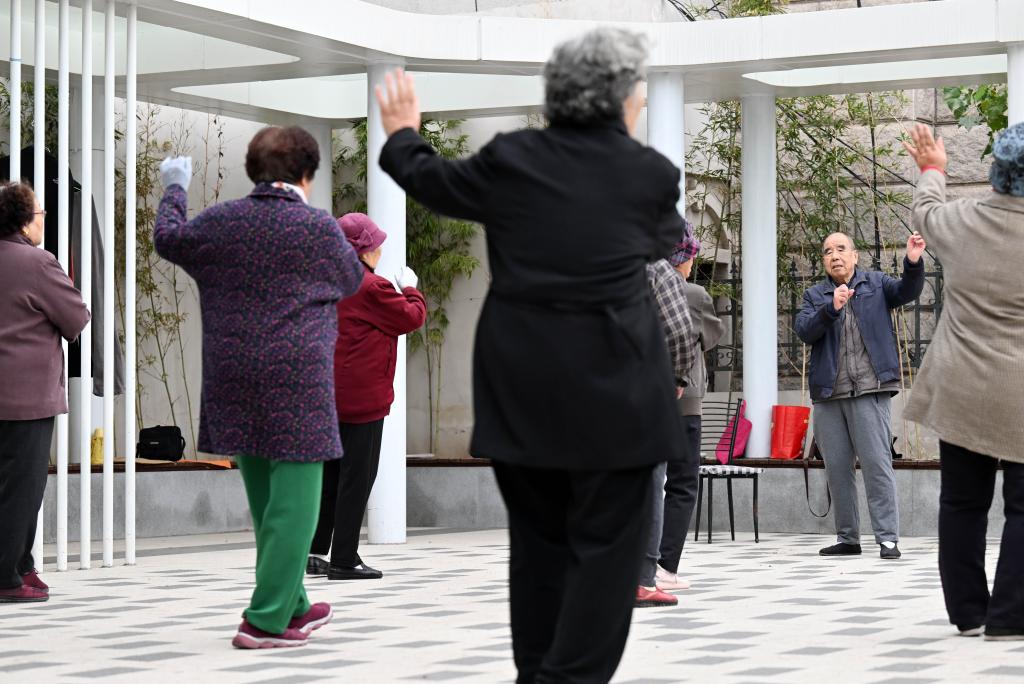 新华全媒+丨天津:适老化改造改出“暖心窝”