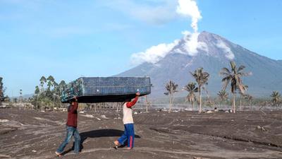 印尼火山继续喷发