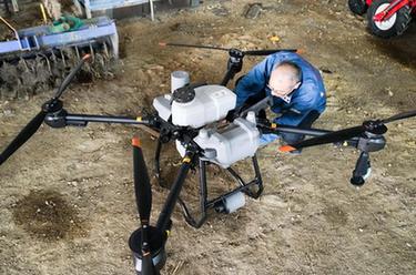保养无人机 服务&ldquo;大粮仓&rdquo;