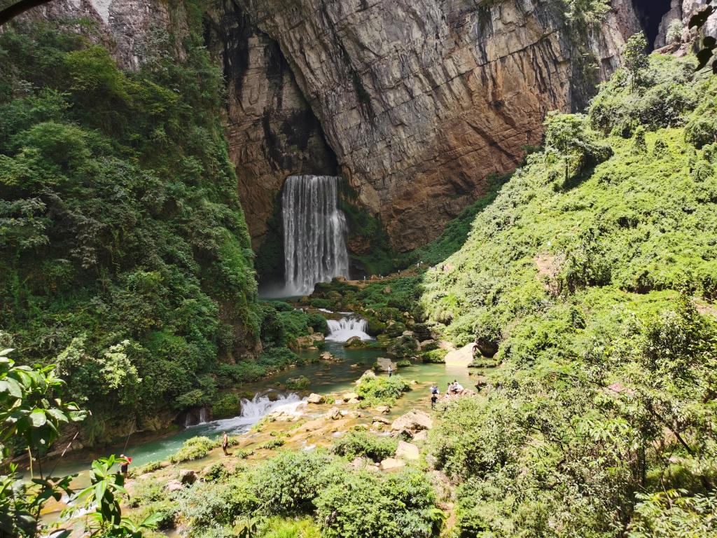 &ldquo;仙境&rdquo;可能成险境：网红&ldquo;野景点&rdquo;风险需警惕