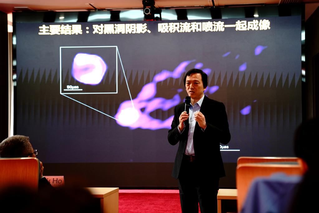 人类首次&ldquo;看见&rdquo;的那个黑洞 科学家拍到了全景图