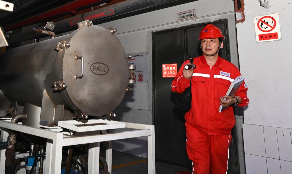 劳动者之歌｜胡诚：匠心独运守&ldquo;天涯&rdquo;