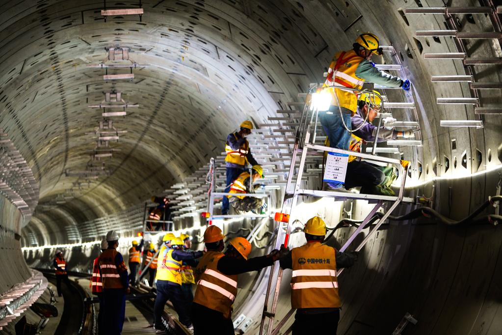 坚守岗位度&ldquo;五一&rdquo;