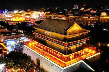 新华全媒+丨打卡古都西安的文化地标&mdash;&mdash;鼓楼