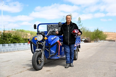 来自&ldquo;快递爷爷&rdquo;的暖心快递