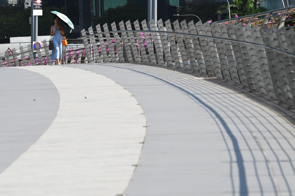 新加坡:热浪侵袭