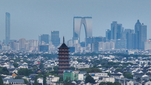 新华时评：城市的腔调里有发展的基调