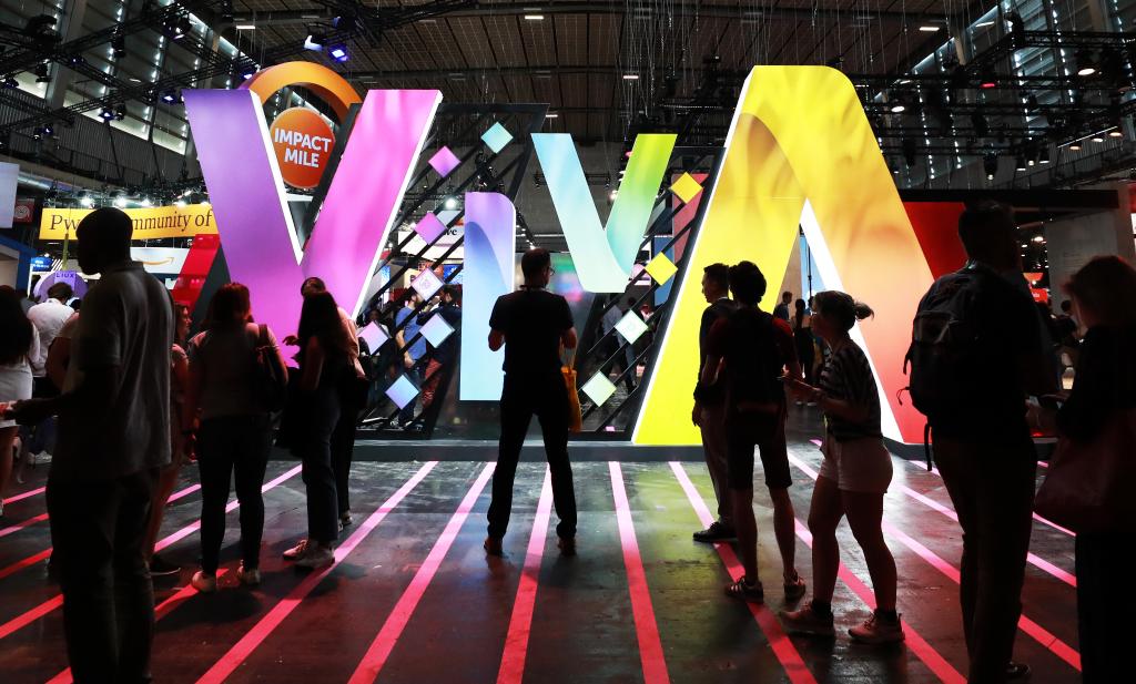 法国巴黎举行&ldquo;科技万岁&rdquo;科技创新展