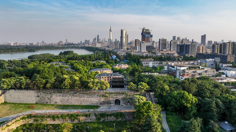 南京：赓续历史文脉，谱写当代华章