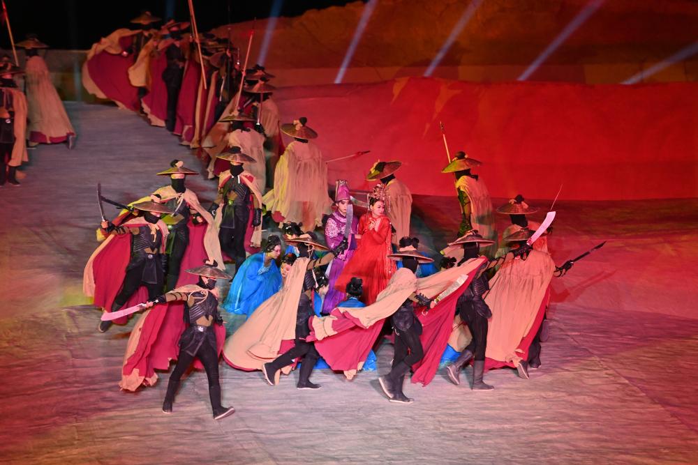 新华全媒+｜四剧&ldquo;同台&rdquo;打造敦煌文化视觉盛宴&mdash;&mdash;《敦煌盛典》