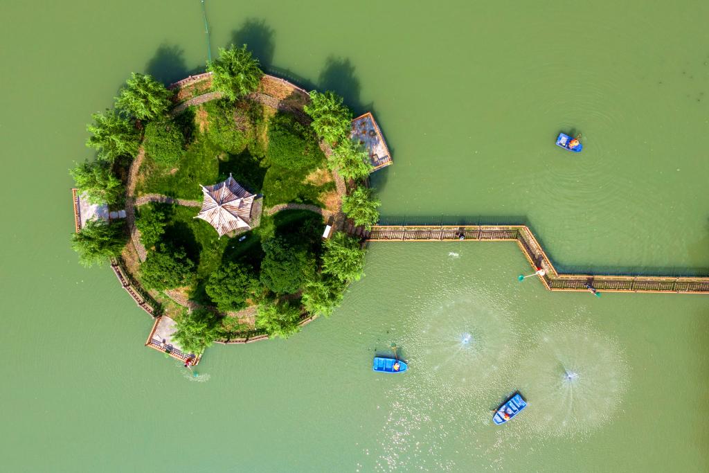 视&middot;觉丨浙江长兴：巡河护水美生态