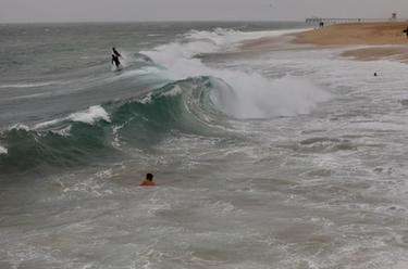 热带风暴&ldquo;希拉里&rdquo;袭击美国加州