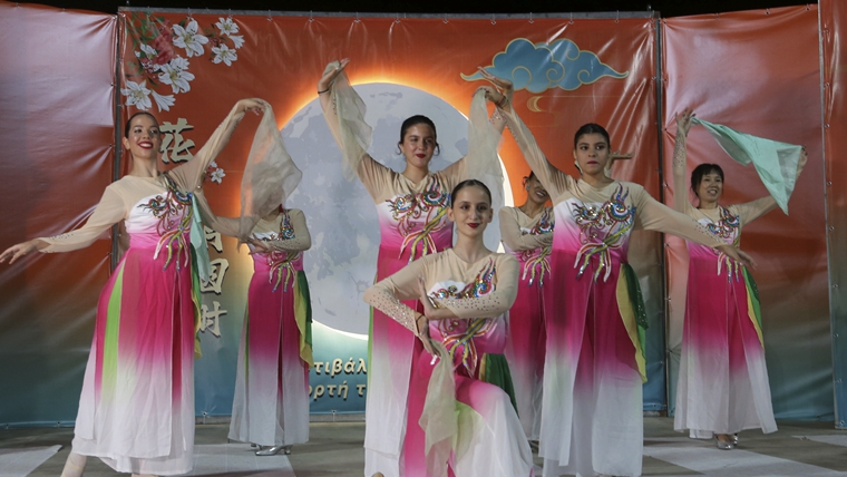 海外中华儿女在多国庆祝中秋佳节
