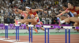致敬亚运经典｜新一代！中国亚运百米跨栏“女飞人”！