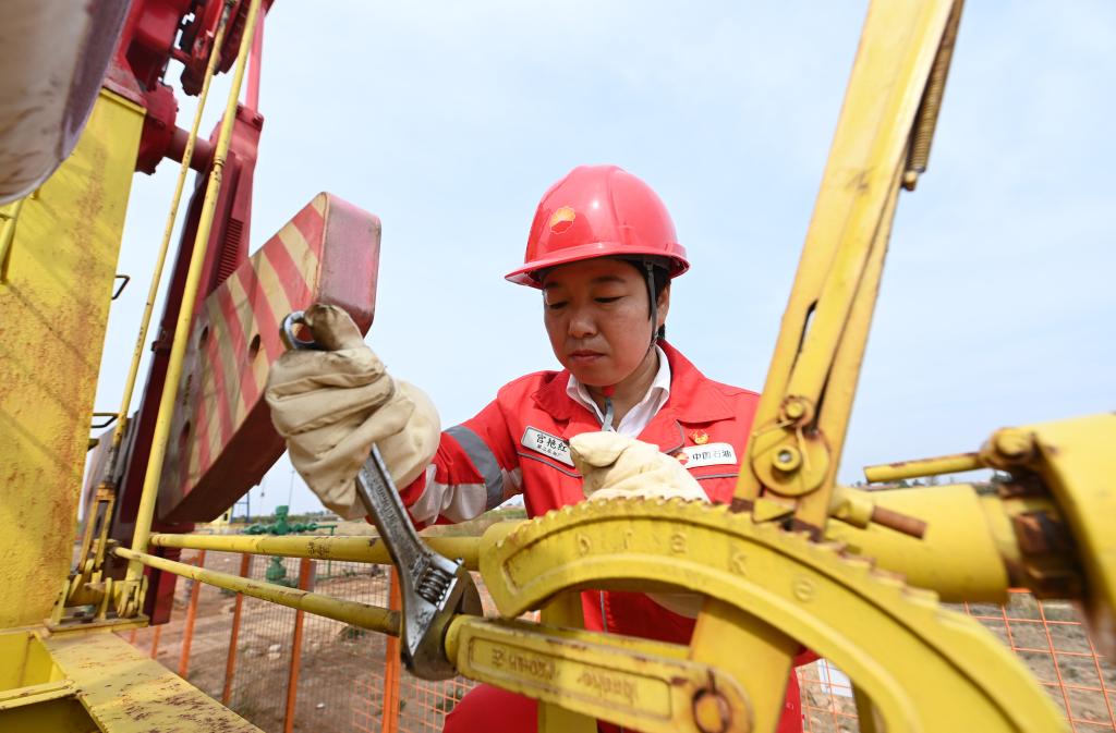 宫艳红：绽放在石油开采一线的&ldquo;铿锵玫瑰&rdquo;