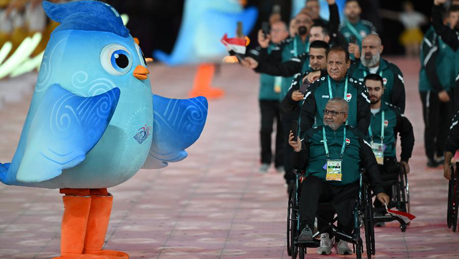 伊拉克代表团在开幕式上入场