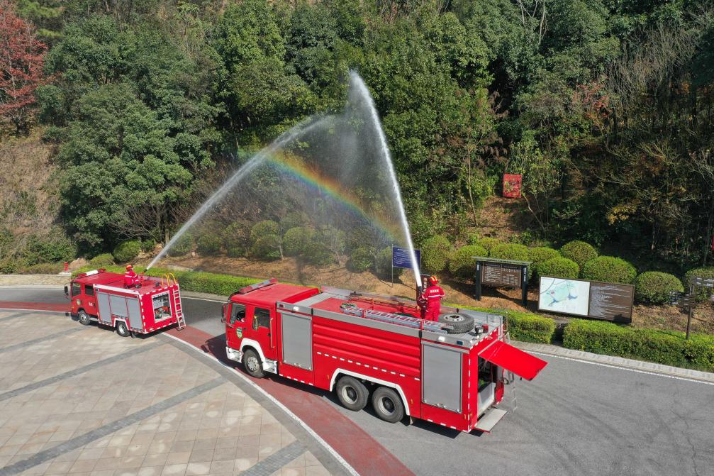 &ldquo;管网上山&rdquo;助力森林防火