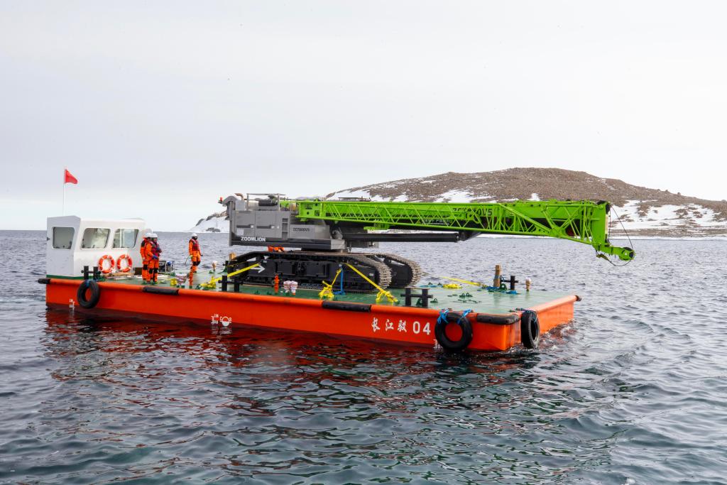 第40次南极考察丨&ldquo;雪龙2&rdquo;号和&ldquo;天惠&rdquo;轮抵达罗斯海新站 将开展卸货作业