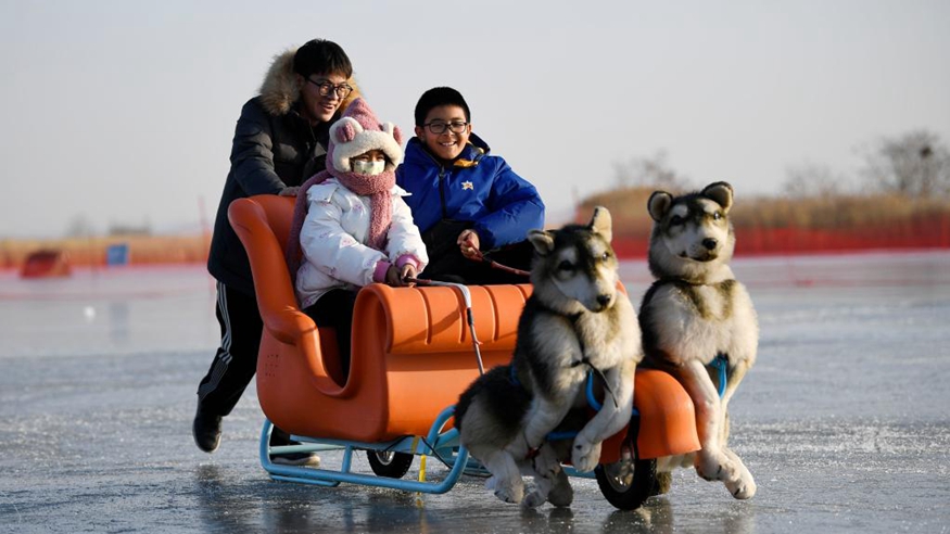 冰雪“多棱镜”折射中国消费市场红火开局