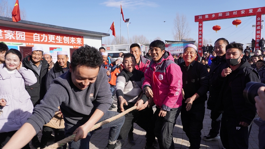 新生活、新希望——震后一月，安置点上的新变化