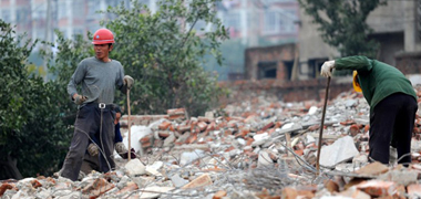 南昌棚户区陈旧酷热 居民盼脱离蜗居住新房