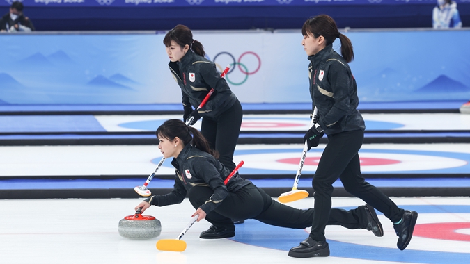 冰壺女子金牌賽：日本隊對陣英國隊