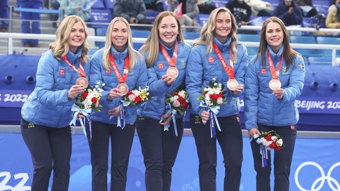 冰壶女子金牌赛：英国队夺冠